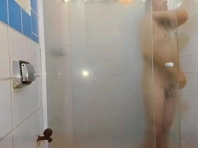 Solo country boys steamy morning session after a sleep in the bathroom