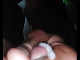 See how I cum while thinking about rich milk and voting.