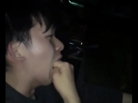 A solo performance of a Japanese boy who masturbates in reverse.
