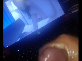 Japanese moms solo pleasure show with oil and hand job